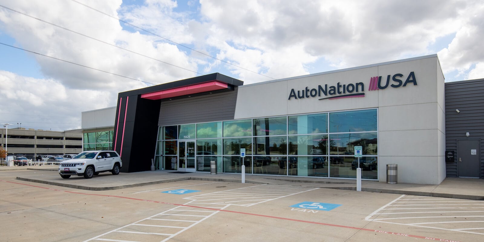 AutoNation USA Used Car Dealership